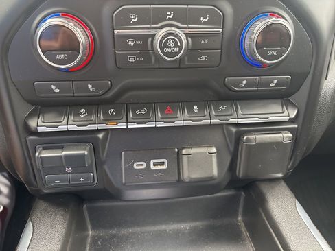 Used 2021 Chevrolet Silverado 1500 RST w/ Texas Edition Plus image 11