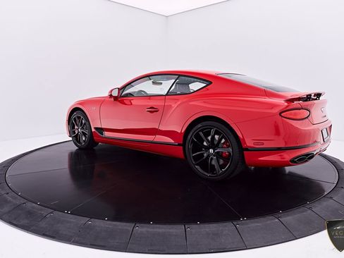 Used 2024 Bentley Continental GT AWD/4WD image 12