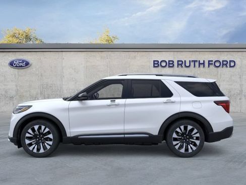 New 2026 Ford Explorer Platinum w/ LUX Leather Package AWD/4WD image 4