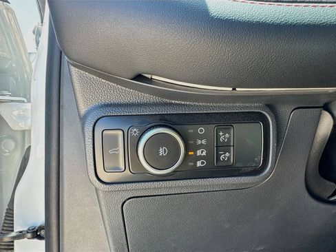 Used 2025 Ford Explorer ST-Line w/ Premium Package RWD image 20