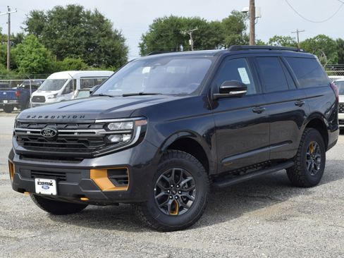 New 2025 Ford Expedition Tremor image 1