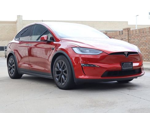 Used 2023 Tesla Model X AWD/4WD image 2
