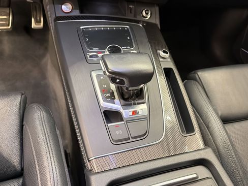Used 2019 Audi SQ5 Prestige w/ Prestige Package image 17