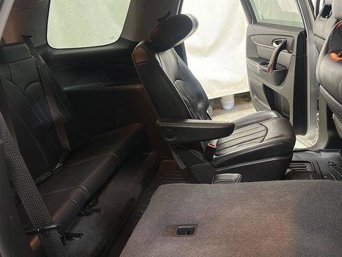 Used 2016 GMC Acadia Denali image 30