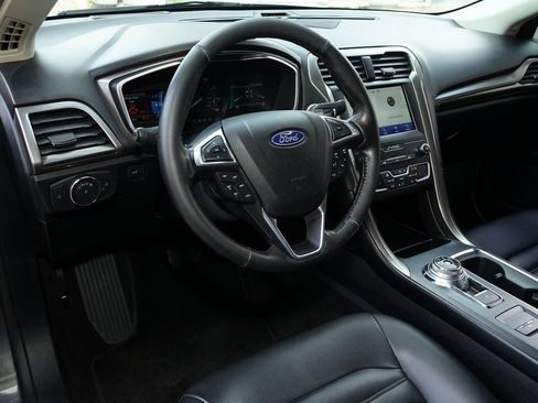 Used 2019 Ford Fusion SEL image 8