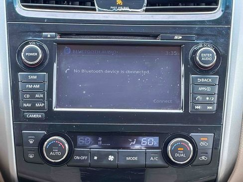 Used 2015 Nissan Altima 2.5 SV w/ Convenience Package FWD image 17