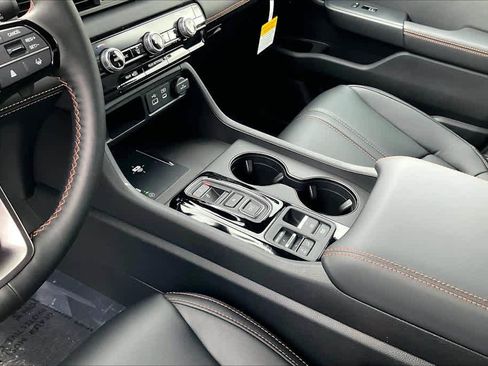 New 2025 Honda Pilot TrailSport image 14