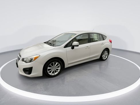 Used 2013 Subaru Impreza 2.0i Premium image 8