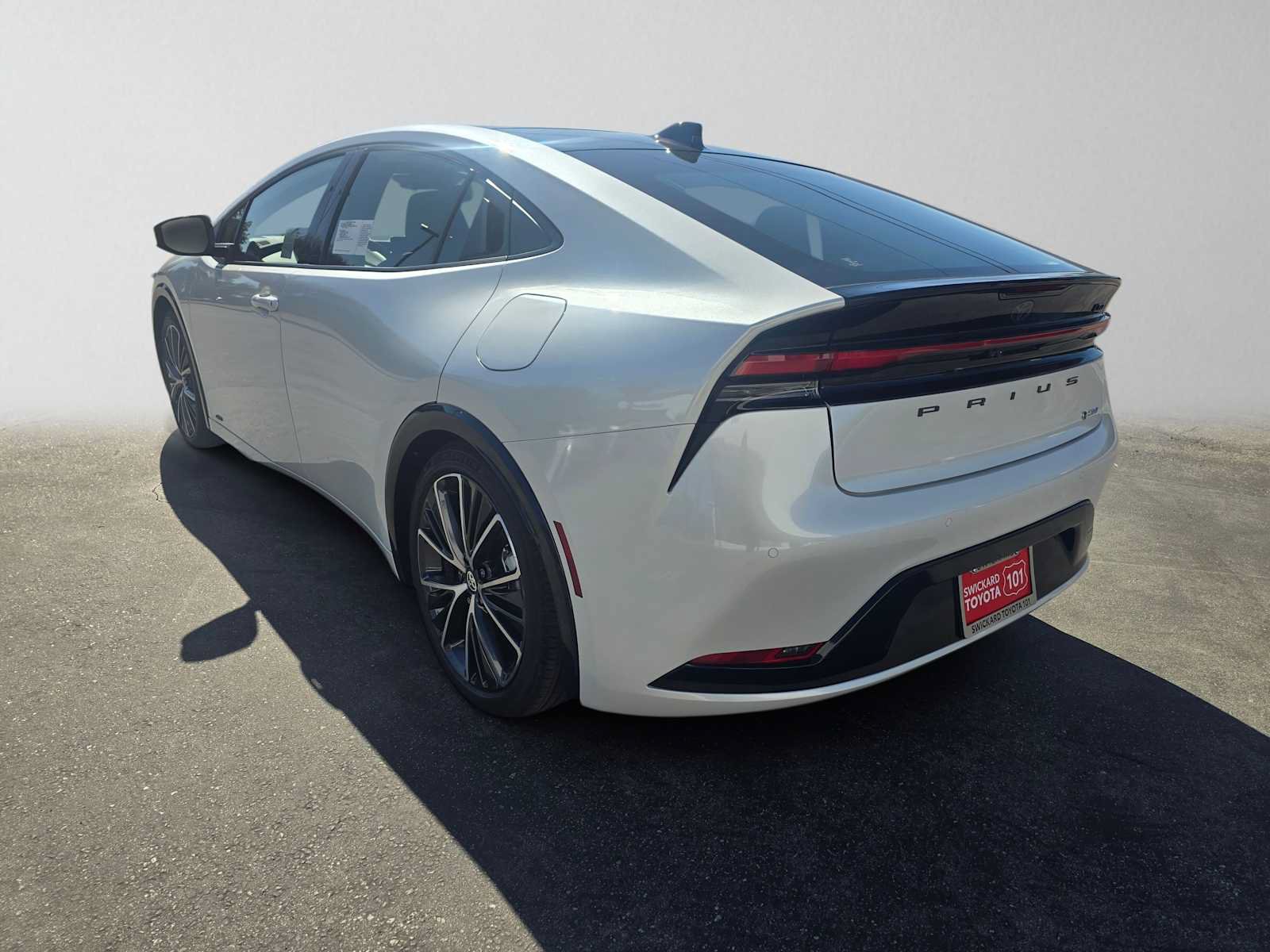 New 2027 Toyota Prius Limited AWD/4WD image 5