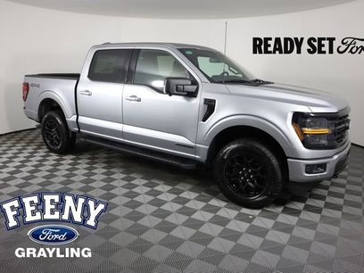 New 2025 Ford F150 XLT w/ Equipment Group 302A MID