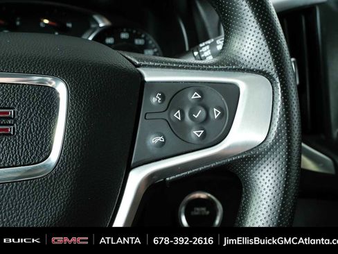 Used 2023 GMC Terrain SLE FWD image 10