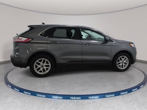 Certified 2024 Ford Edge SEL AWD/4WD image 4