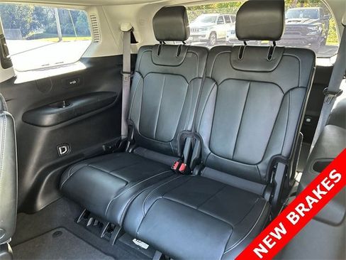 Certified 2022 Jeep Grand Cherokee L Limited image 24