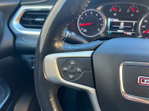 Used 2018 GMC Acadia SLT AWD/4WD image 18