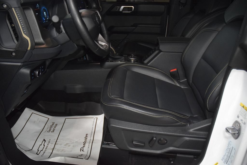Used 2025 Ford Bronco Badlands AWD/4WD image 36