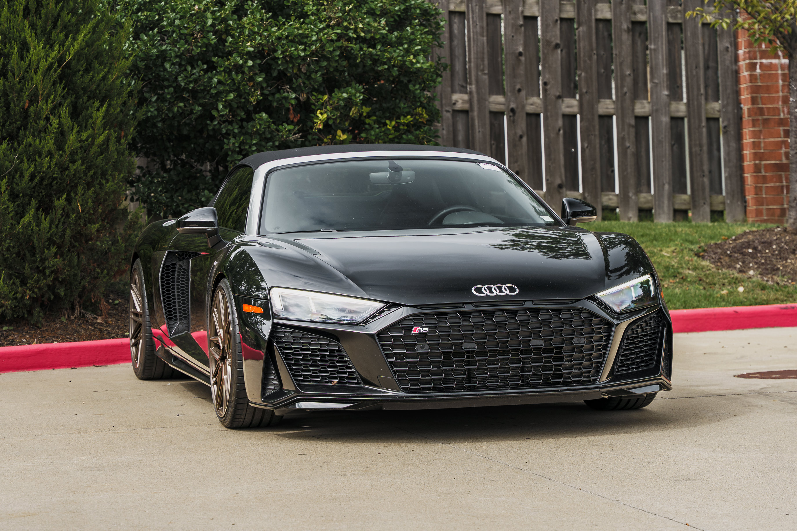 Used 2023 Audi R8 V10 performance w/ Carbon Exterior Package RWD image 2