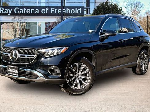 Used 2026 Mercedes-Benz GLC 300 4MATIC image 1