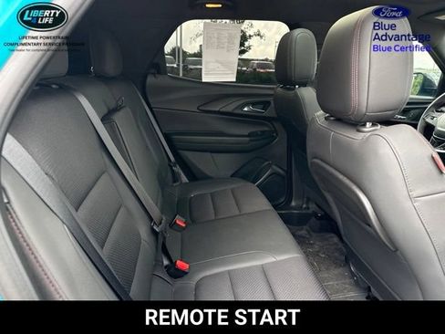Used 2021 Chevrolet TrailBlazer RS w/ Sun and Liftgate Package AWD/4WD image 12