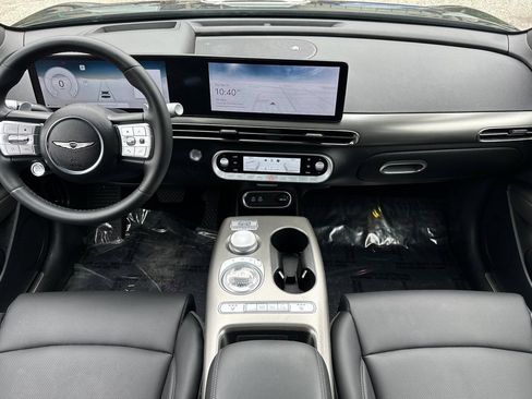 Used 2025 Genesis GV60 Advanced AWD/4WD image 15