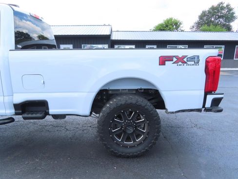 Used 2022 Ford F250 XL w/ Power Equipment Group AWD/4WD image 14