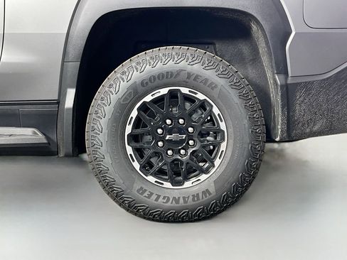 New 2026 Chevrolet Silverado EV Trail Boss image 33