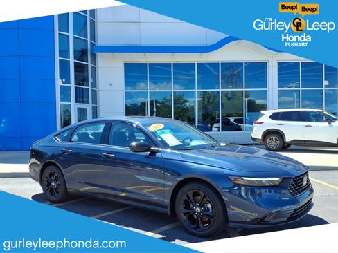 Certified 2025 Honda Accord SE image 1