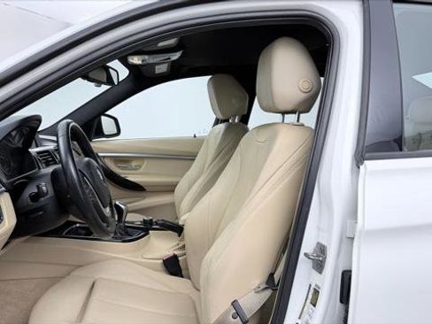 Used 2016 BMW 328i Sedan RWD image 14
