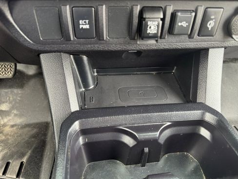 Used 2021 Toyota Tacoma TRD Off-Road AWD/4WD image 22