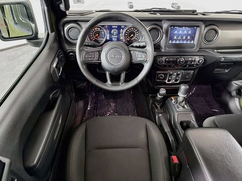 Used 2021 Jeep Wrangler Unlimited Sport AWD/4WD image 21