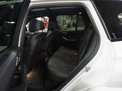 Used 2021 BMW X5 M50i w/ Premium Package image 16