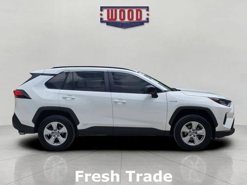 Used 2021 Toyota RAV4 LE AWD/4WD image 6