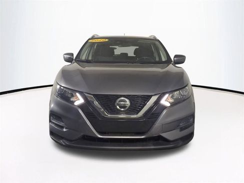 Used 2020 Nissan Rogue Sport SV FWD image 3