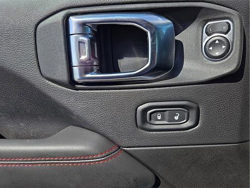 New 2025 Jeep Gladiator Rubicon image 12