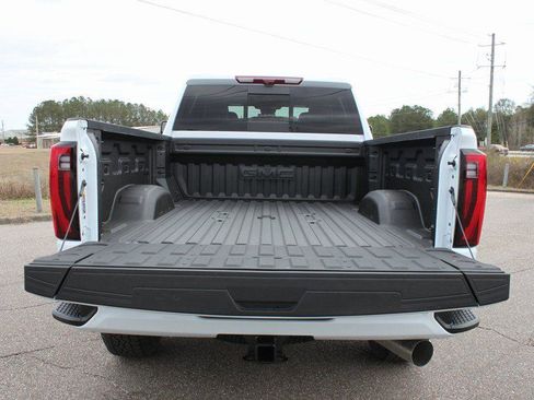 New 2026 GMC Sierra 2500 Denali Ultimate image 21