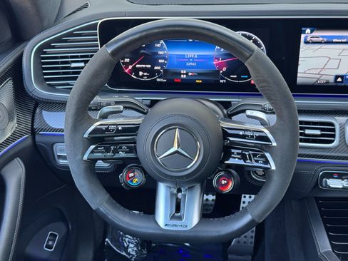 Used 2024 Mercedes-Benz GLS 63 AMG 4MATIC image 22