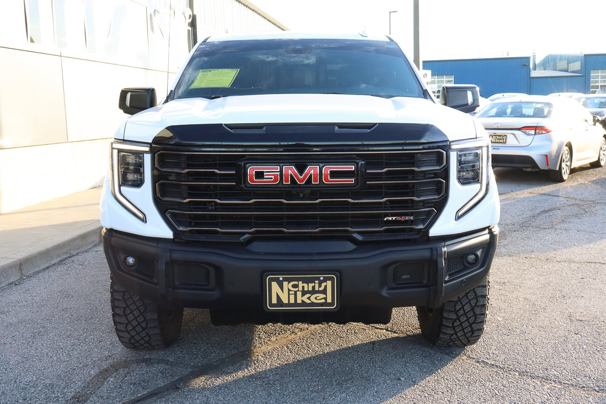 Used 2023 GMC Sierra 1500 AT4X w/ AT4X AEV Edition AWD/4WD image 2