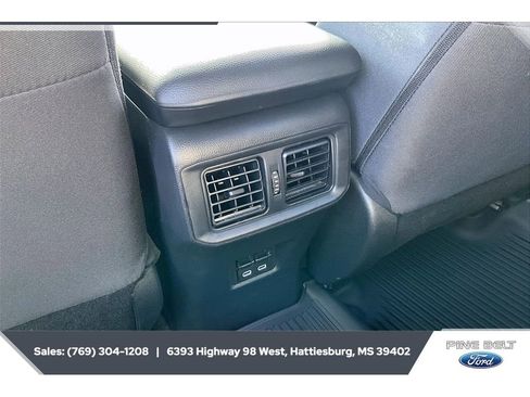 Used 2024 Toyota RAV4 XLE AWD/4WD image 25