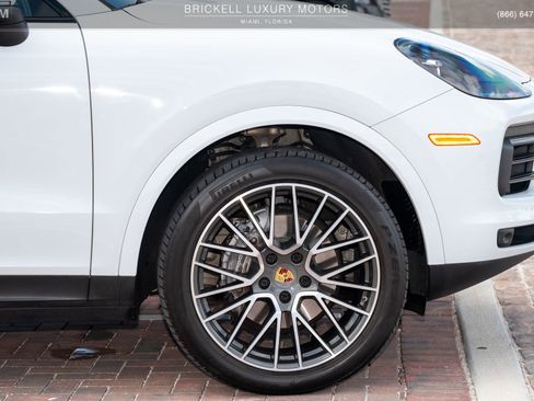 Used 2020 Porsche Cayenne image 46