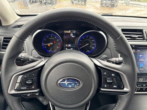 Used 2019 Subaru Outback 3.6R Limited AWD/4WD image 14