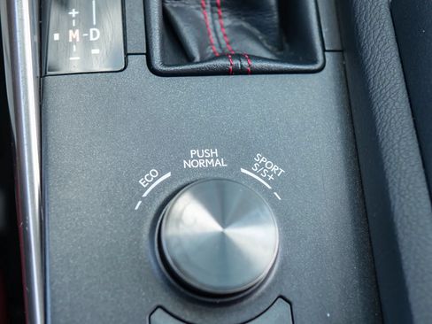 Used 2016 Lexus IS 350 RWD image 30