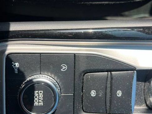 Used 2023 Ford Explorer ST AWD/4WD image 33