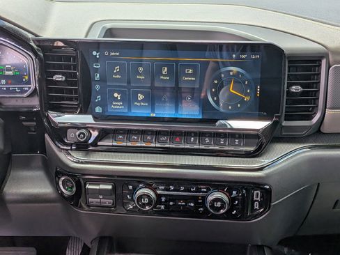 Used 2023 Chevrolet Silverado 1500 ZR2 w/ Technology Package AWD/4WD image 19