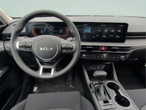 New 2026 Kia K5 LXS image 16