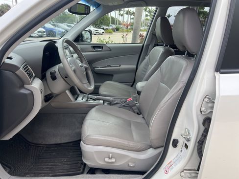 Used 2010 Subaru Forester 2.5X Limited image 10
