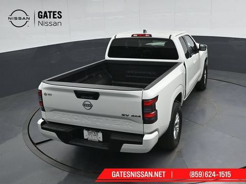 Used 2024 Nissan Frontier SV AWD/4WD image 40
