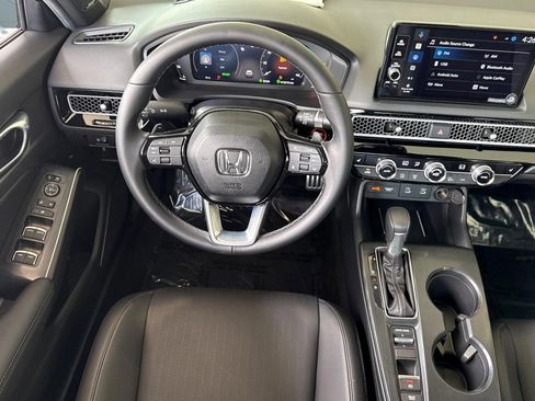 Certified 2025 Honda Civic Sport Touring image 27