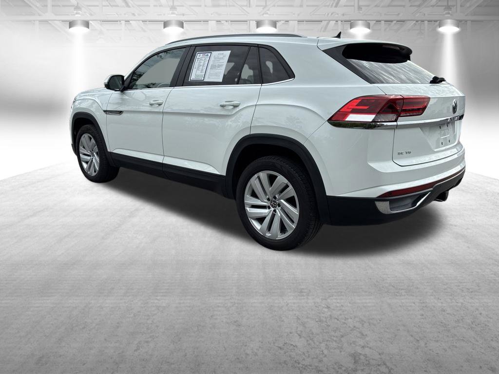 Used 2020 Volkswagen Atlas Cross Sport SE w/ Panoramic Sunroof Package AWD/4WD image 3