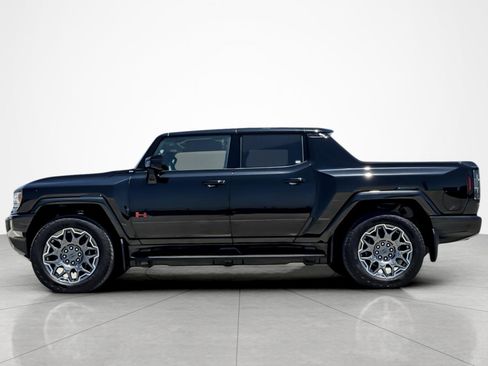 Used 2025 GMC Hummer EV 3X w/ LPO, Sport Package AWD/4WD image 2