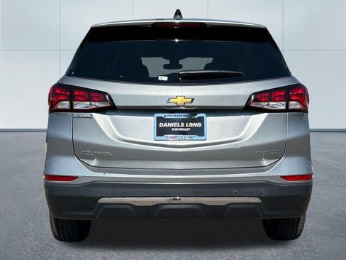 Used 2024 Chevrolet Equinox LT AWD/4WD image 4