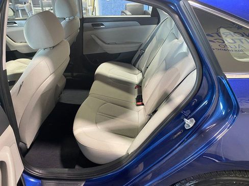 Used 2019 Hyundai Sonata SE image 17